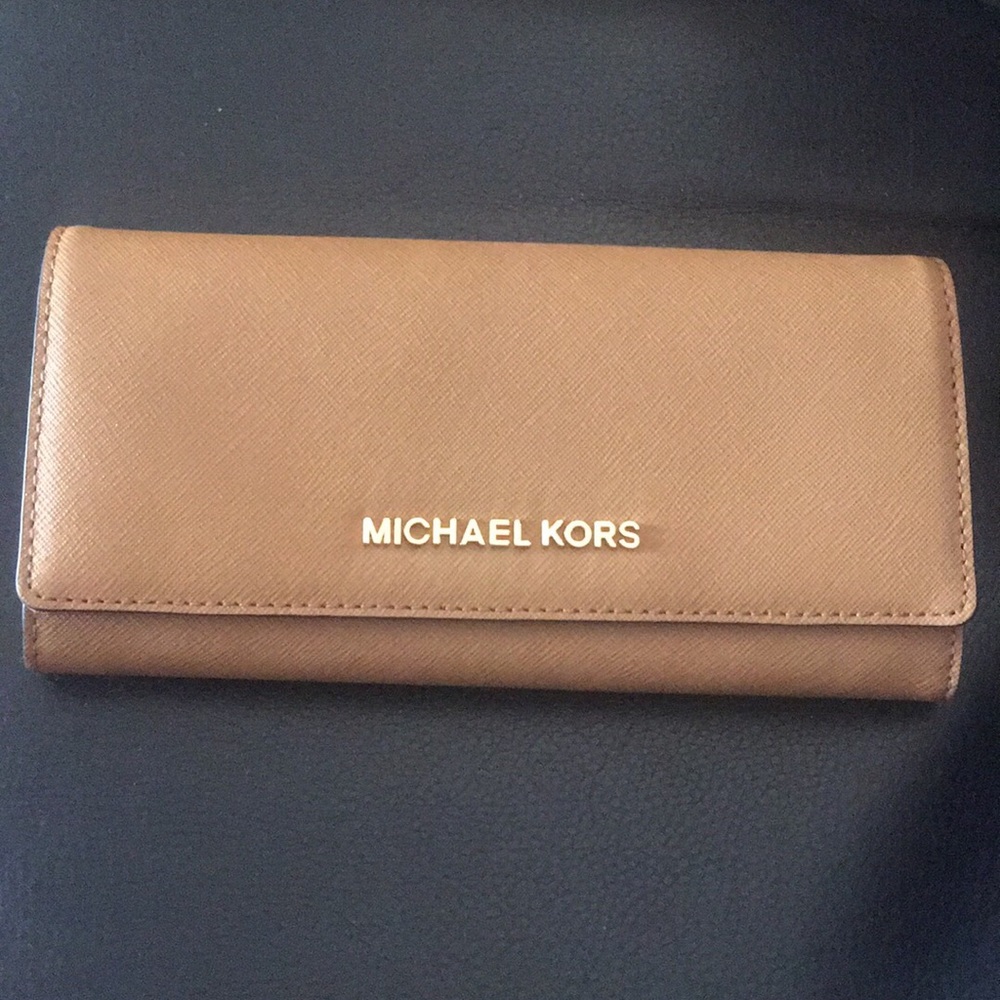 Michael Kors wallet